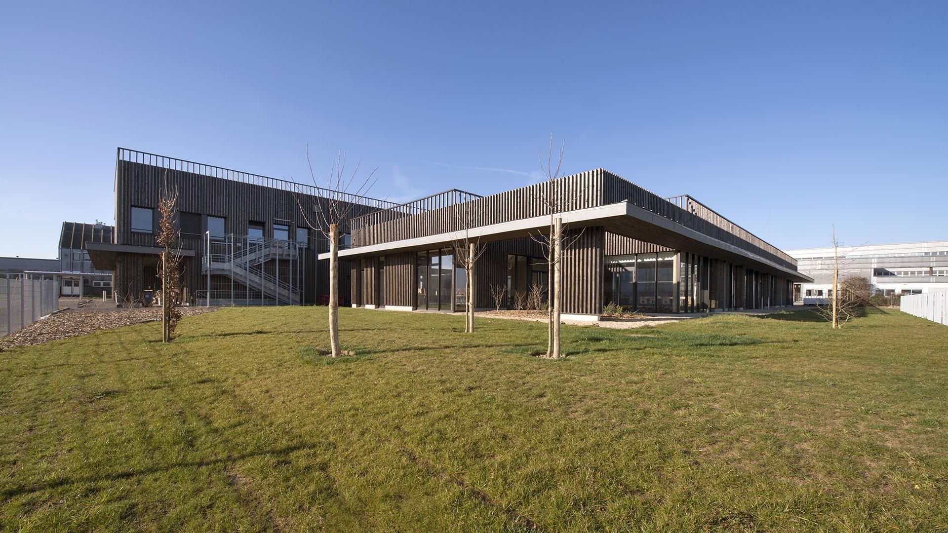 Lycée Léonard de Vinci (85)